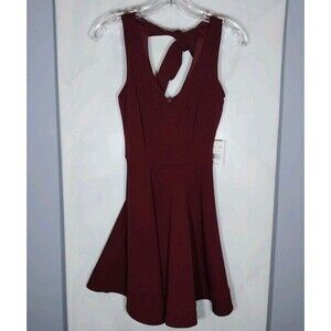 B Smart Fit & Flare Dress Junior's Sz 1 Dark Garnet Back Tie Mini**Flawed**
